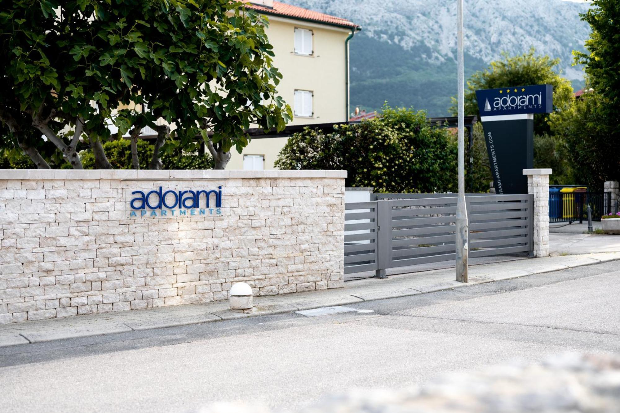 Adorami Apartments บัชกา ภายนอก รูปภาพ