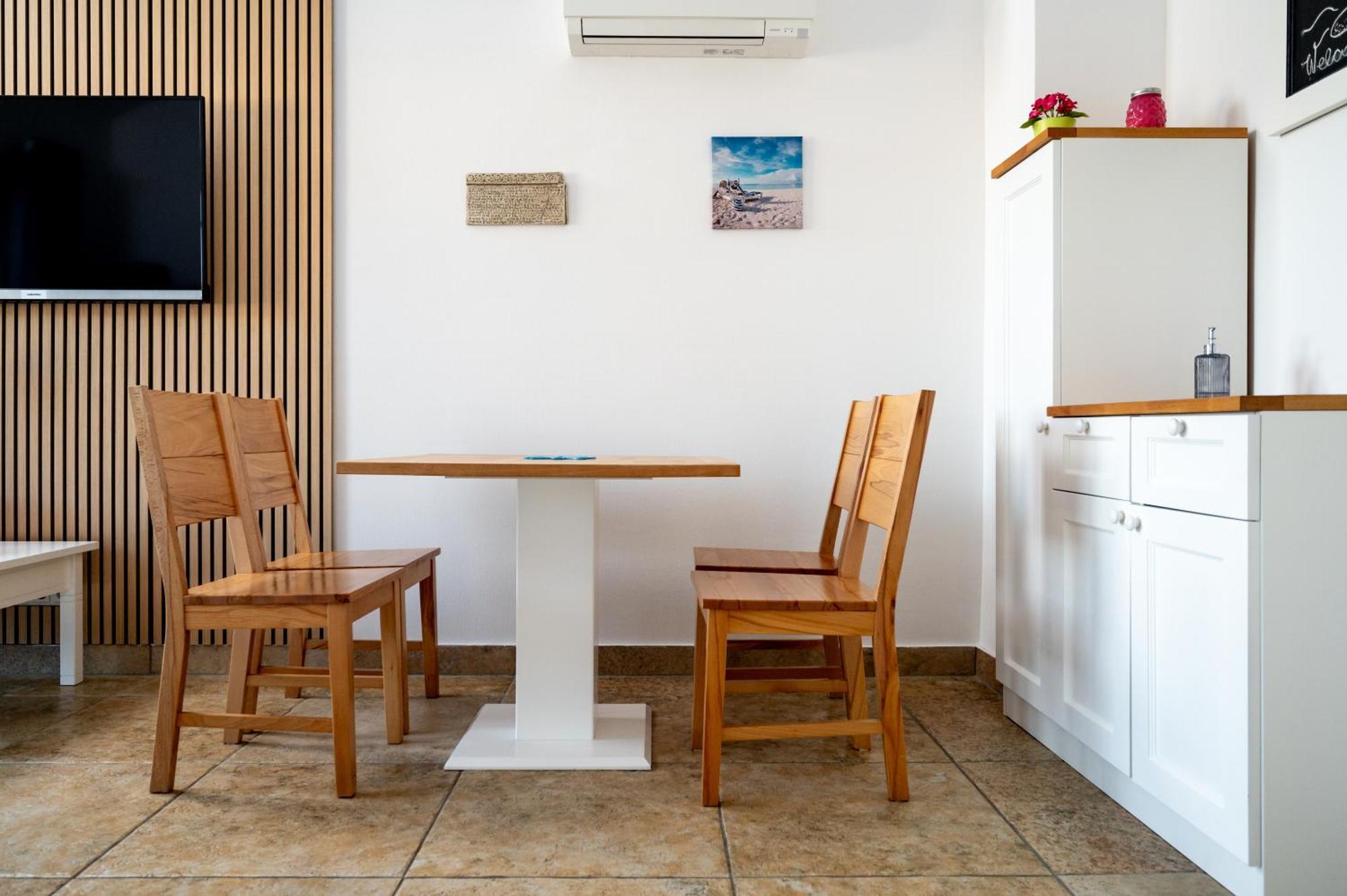 Adorami Apartments บัชกา ภายนอก รูปภาพ