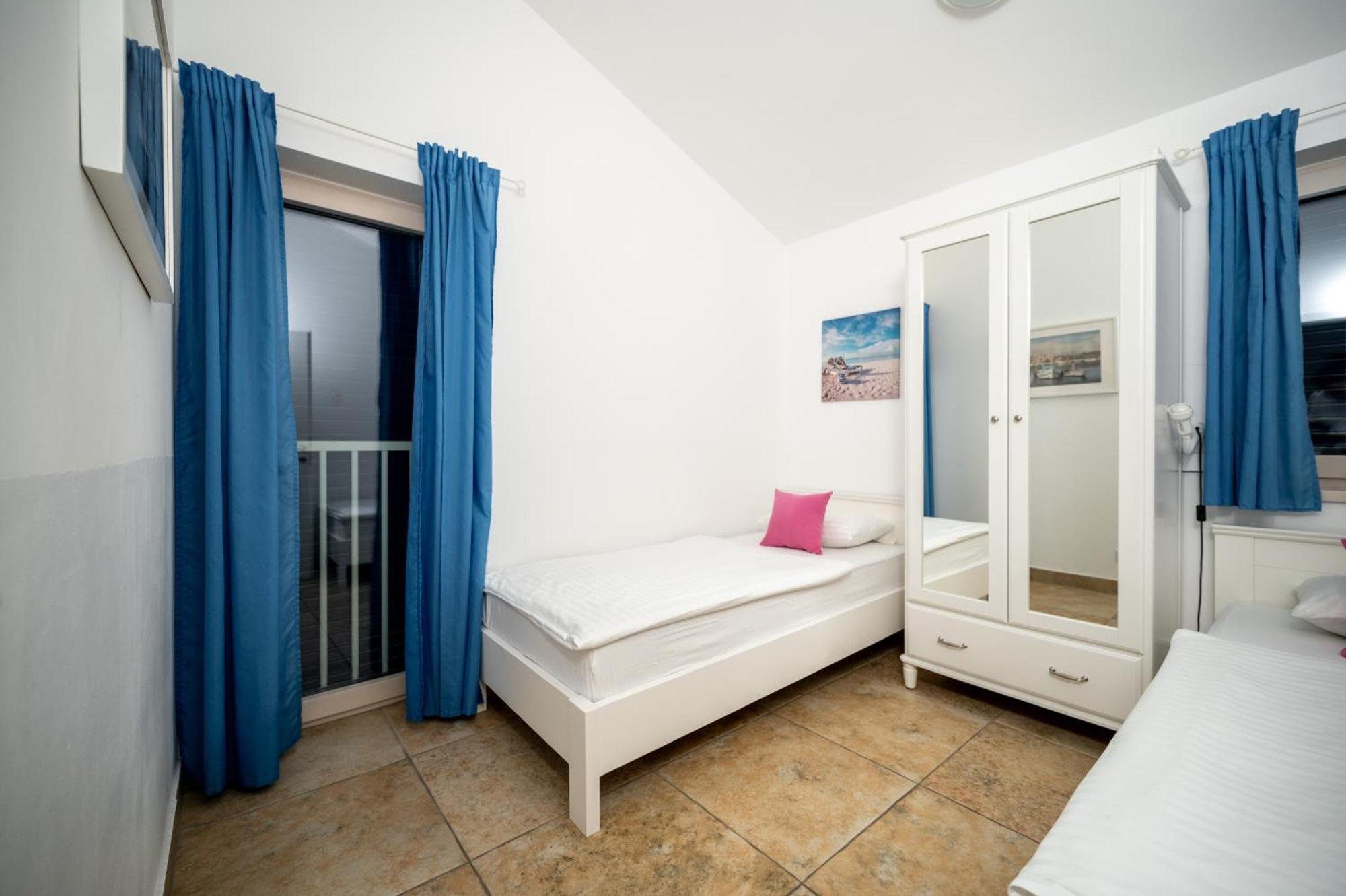 Adorami Apartments บัชกา ห้อง รูปภาพ