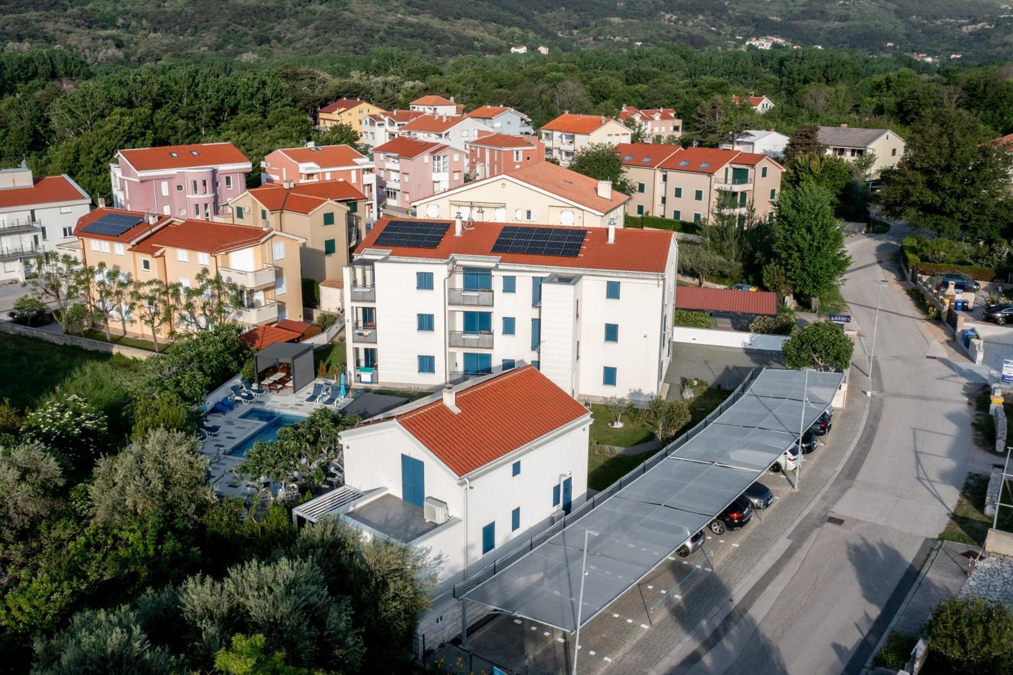 Adorami Apartments บัชกา ภายนอก รูปภาพ