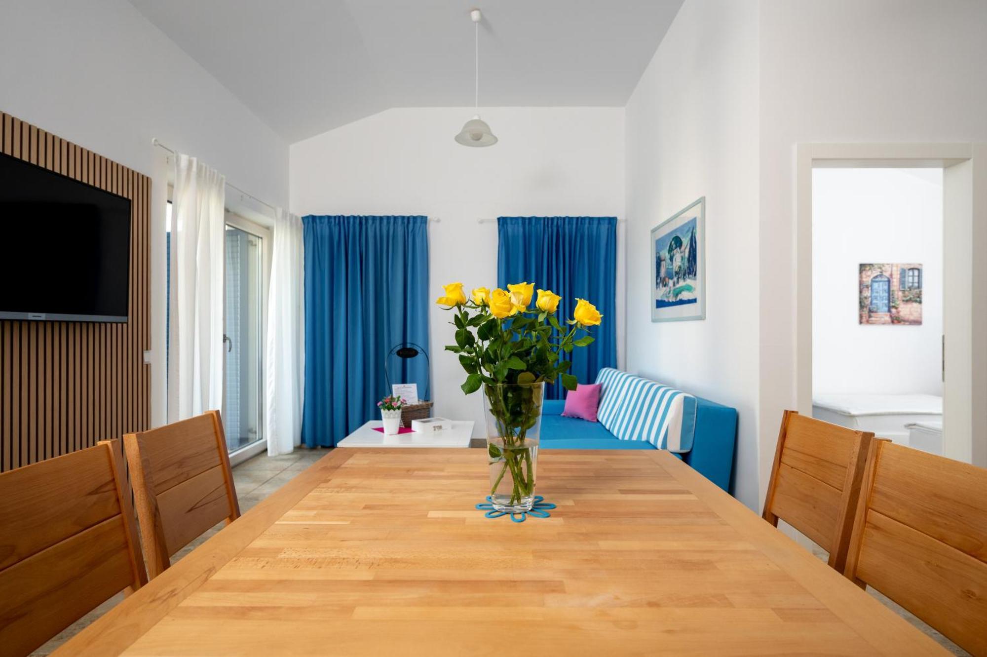 Adorami Apartments บัชกา ภายนอก รูปภาพ