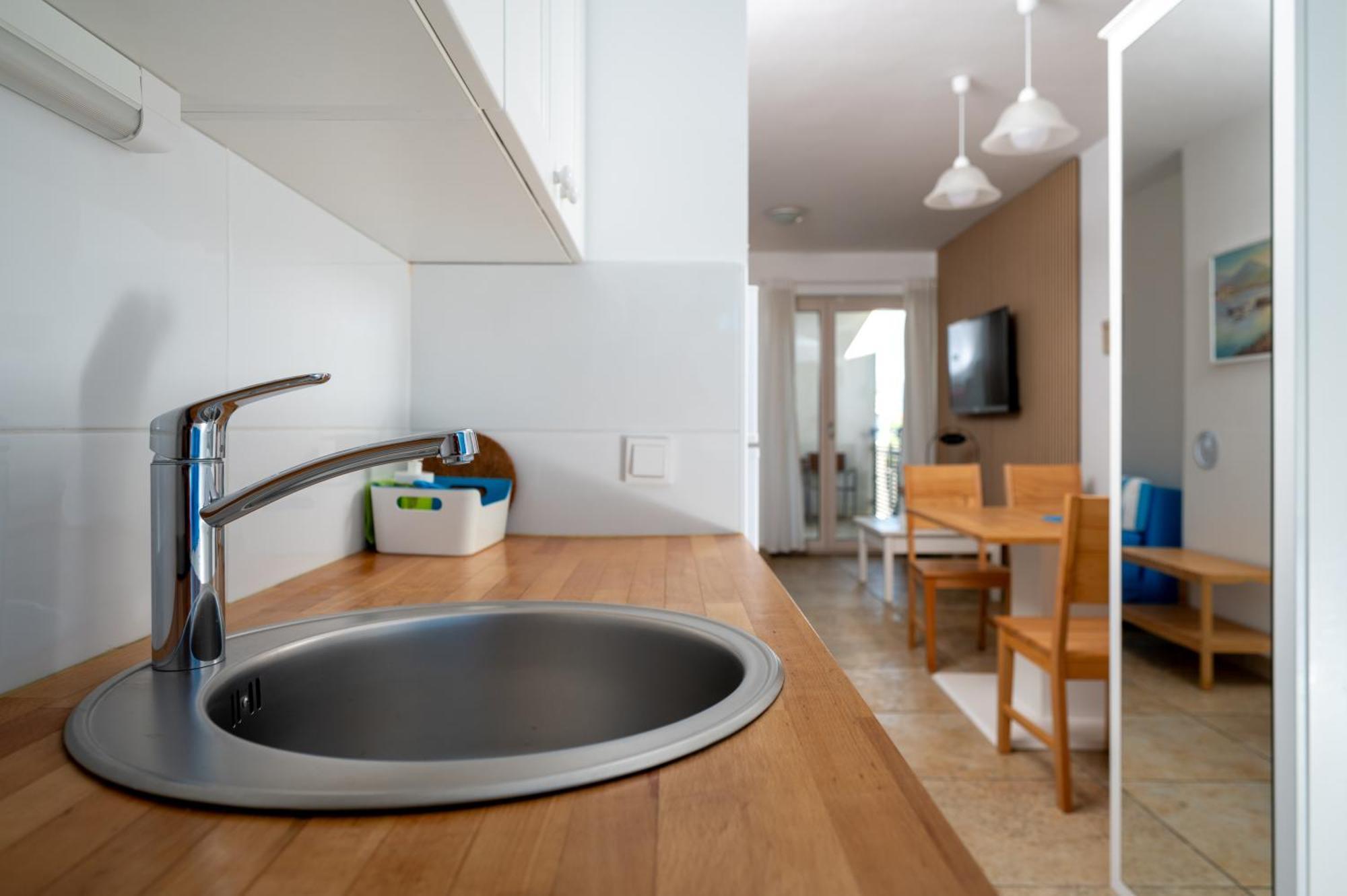 Adorami Apartments บัชกา ห้อง รูปภาพ